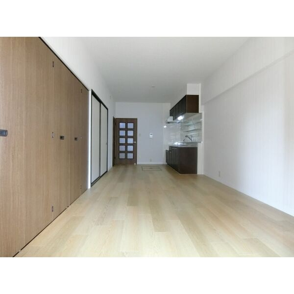 センチュリー中央【キャッシュバック対象物件】の居間・リビング|居間です