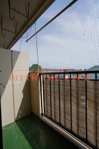 ドウエル小川【キャッシュバック】のバルコニー|お洗濯にも便利なバルコニー付き