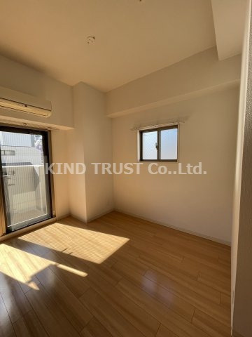 エスリード天神橋筋六丁目の居間・リビング