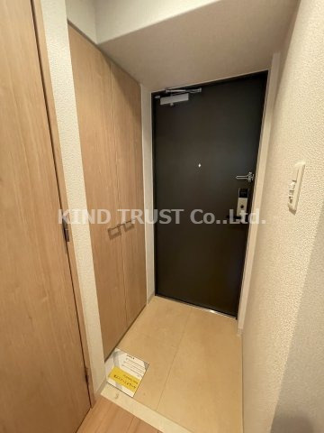 エスリード天神橋筋六丁目の玄関