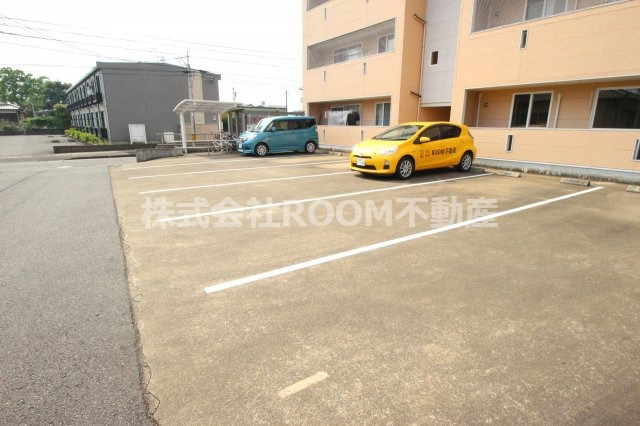 ガーデンヒルズ広原の駐車場|駐車場完備です