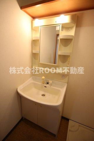 ガーデンヒルズ広原の独立洗面台|独立洗面台です