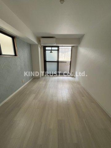 メゾン尾上の居間・リビング|ゆったり過ごせる居間です