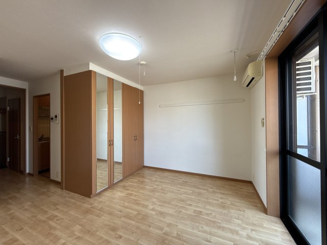 コン・テ・パルティロの居間・リビング