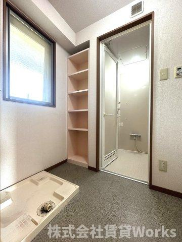 ベルリーフIIの洗面所|広い洗面スペース