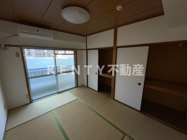 【居間・リビング】 | こーぽ勝巳 | ゆったりとした居間です