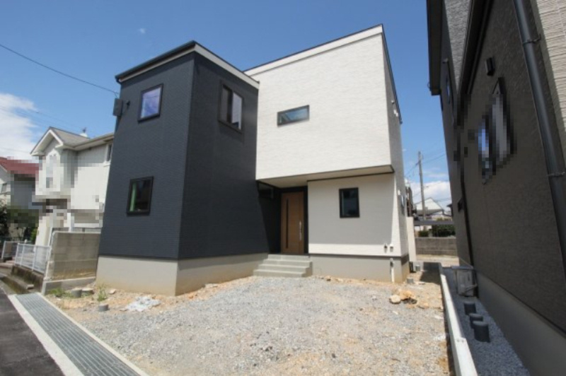 石立町　中古戸建　（未入居物件）の外観