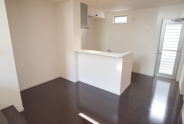 コージィコートの居間・リビング