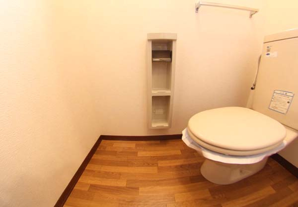 メープルコートA棟のトイレ|清潔感のあるトイレです