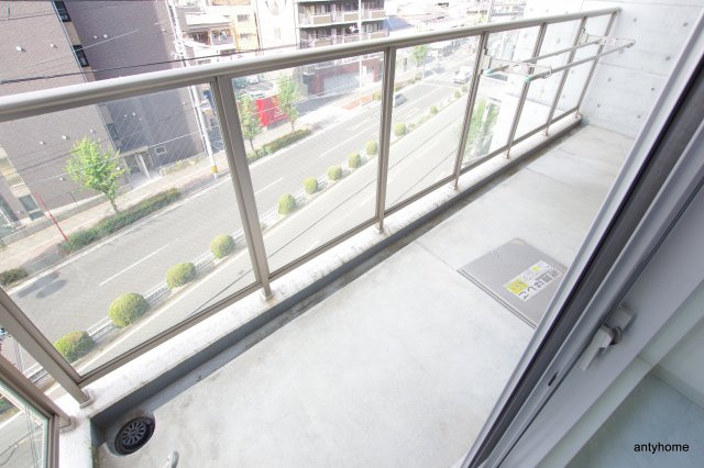 セレブコート木川　仲介手数料無料のバルコニー