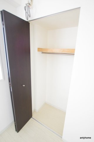 セレブコート木川　仲介手数料無料の収納