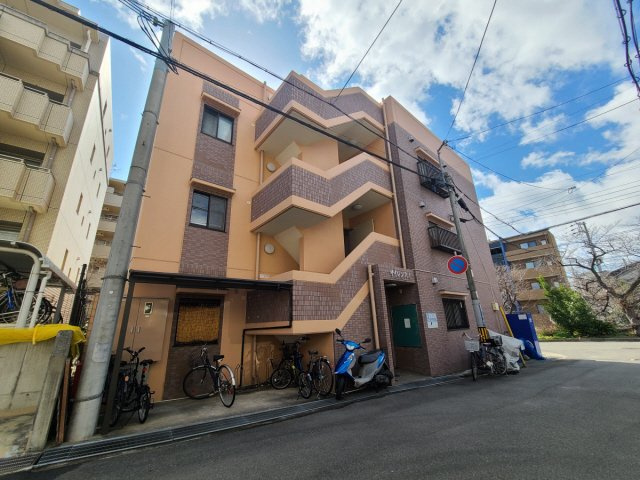 サイレンス1の外観