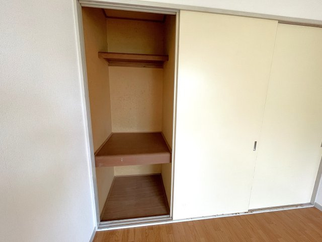 白子浜ハイツの収納