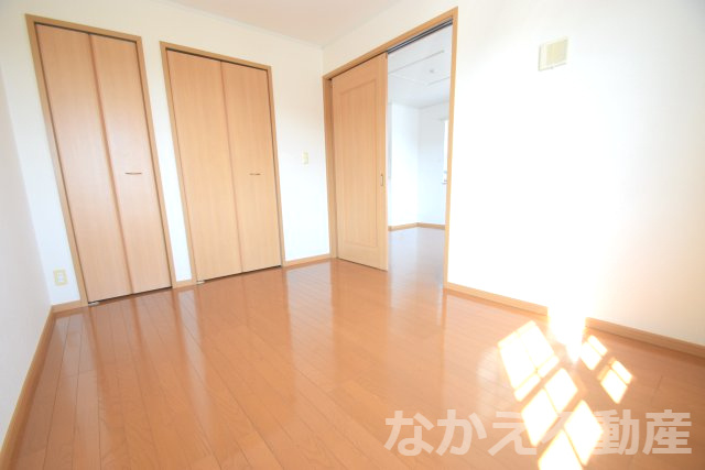 【寝室】 | 落ち着いて過ごせるお部屋なので、寝室にいかがでしょうか