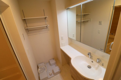 【洗面所】 | アピソ・ソレイユ