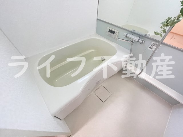 ボヌールフルールの浴室|ゆったり過ごせるお風呂です