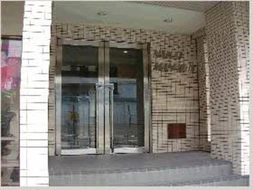 中井マンションのエントランス|清潔なエントランスです