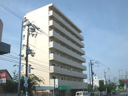 中井マンションの外観|おしゃれな外観です