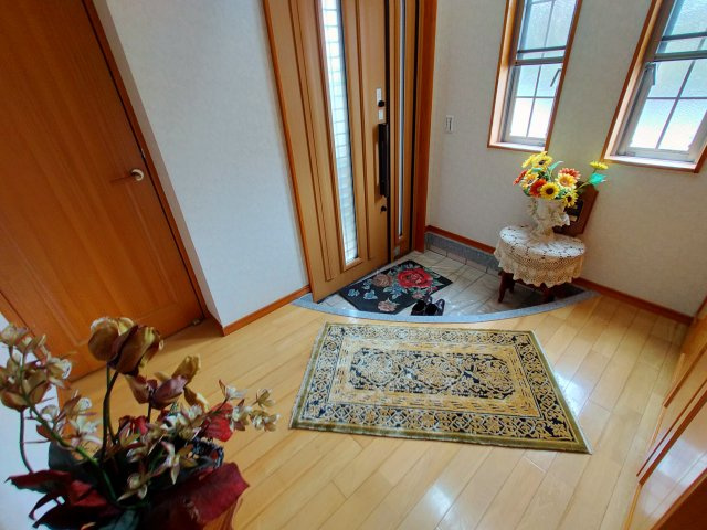 恩田町2丁目の玄関