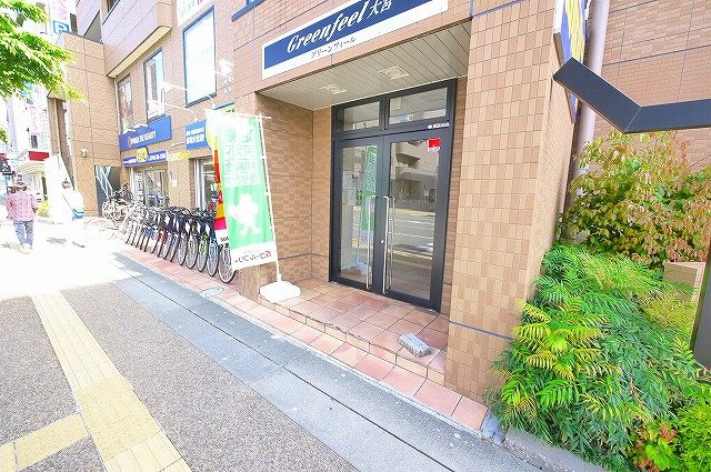 グリーンフィール大宮のエントランス|落ち着いたエントランスです