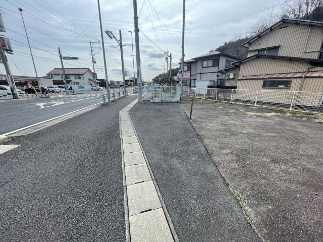 ６２８６２　岐阜市天池2丁目土地の前面道路含む現地写真