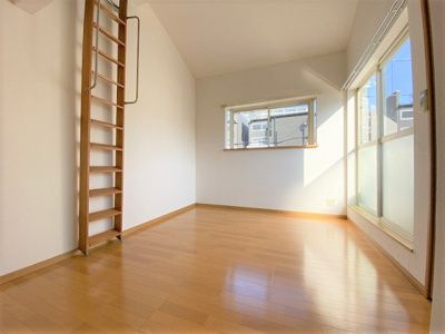 【居間・リビング】 | コンフォートベネフィス博多駅南3