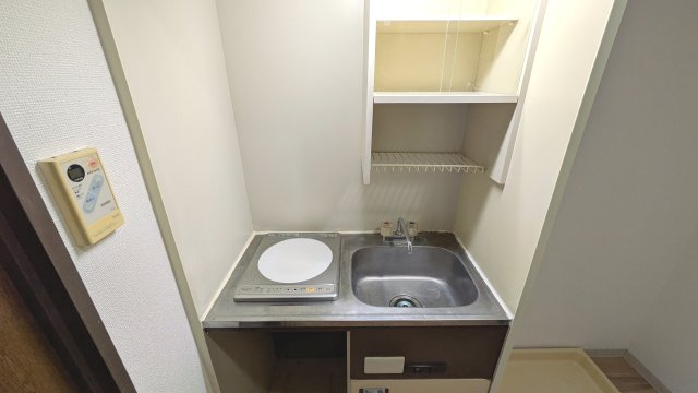 【キッチン】 | ロジュマン海塚１