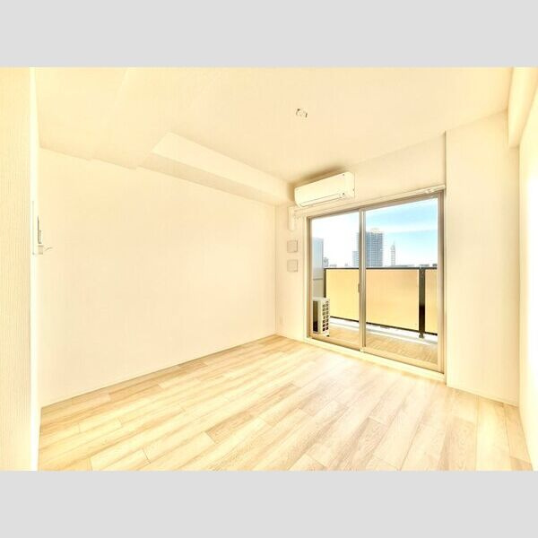 エスリード上前津LIVIAの居間・リビング