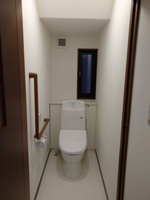 【トイレ】 | 鳥取市浜坂8丁目中古戸建て