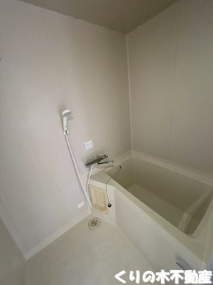 【浴室】 | コーポ立岩 | 反転タイプのお部屋の写真です（現況を優先致します）