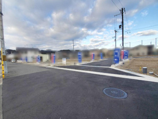 【前面道路含む現地写真】