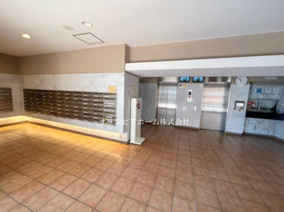 【エントランス】 | 深川住宅B棟　8階　新　規　リ　ノベーション