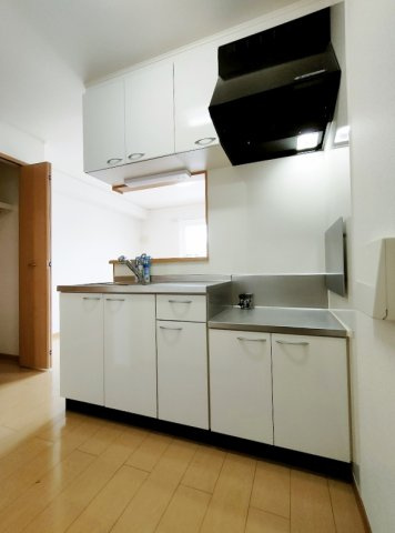 エレガンスフォーシーズンⅡのキッチン