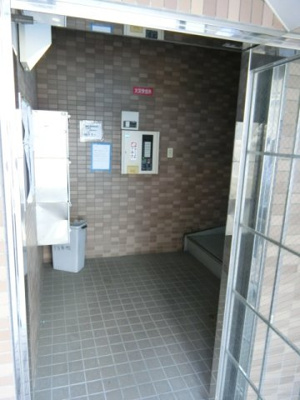 【エントランス】 | 末広13番館