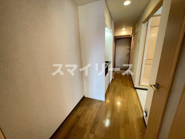 カネキン第二ビルの玄関