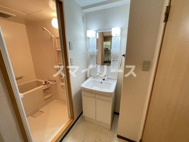 カネキン第二ビルの洗面所