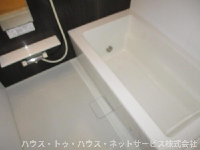 パインヒルズ胡録台の浴室