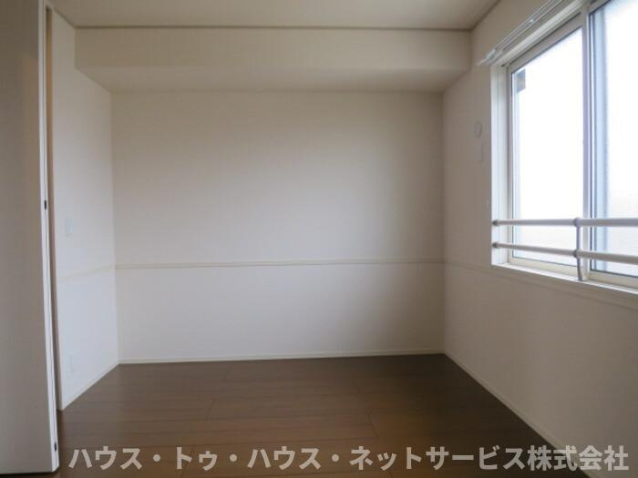 パインヒルズ胡録台の寝室