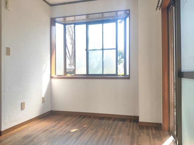 ハマコート小岩の洋室