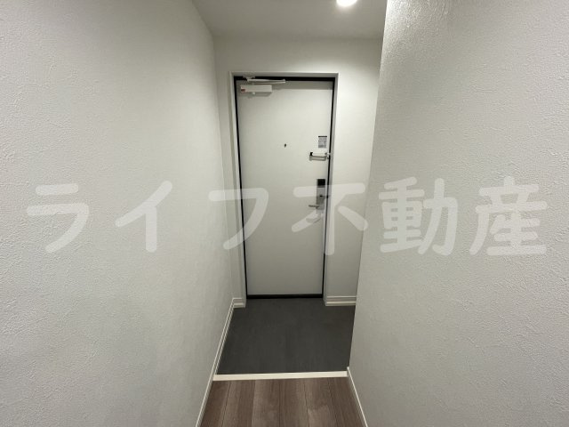 パロス西堤の玄関|収納もある玄関です
