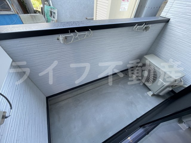 パロス西堤のバルコニー|開放的で明るい空間を演出してくれるバルコニーです