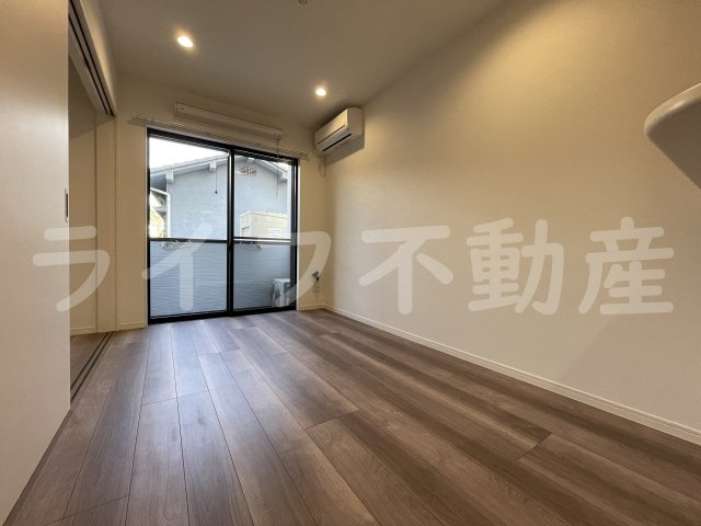 パロス西堤の居間・リビング|こちらの居間で趣味の時間をお楽しみください