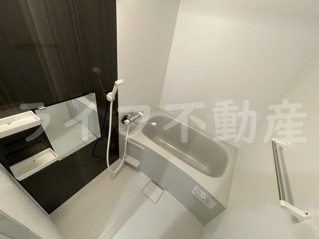 パロス西堤の浴室|日々の疲れを癒すお風呂付です