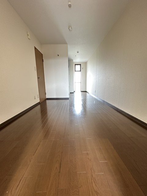 マイシティ303の居間・リビング|こちらの居間で趣味の時間をお楽しみください