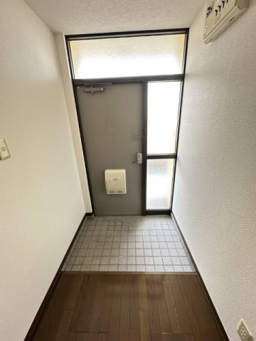 マイシティ303の玄関|落ち着いた玄関です