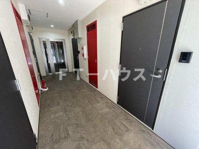 金太郎ヒルズ２０４　３０３のロビー
