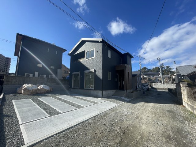 郡山市池ノ台２期の駐車場