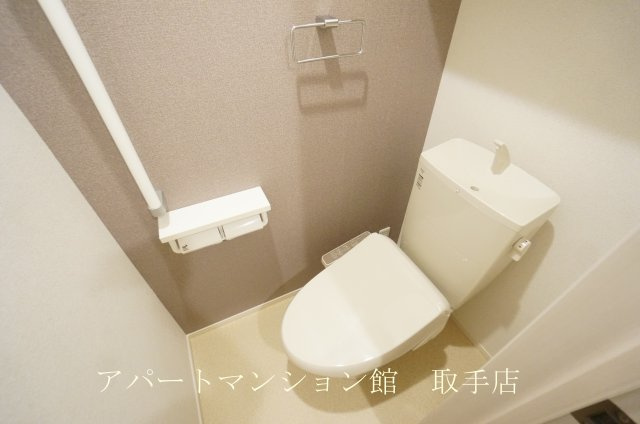 アザレアTⅢのトイレ