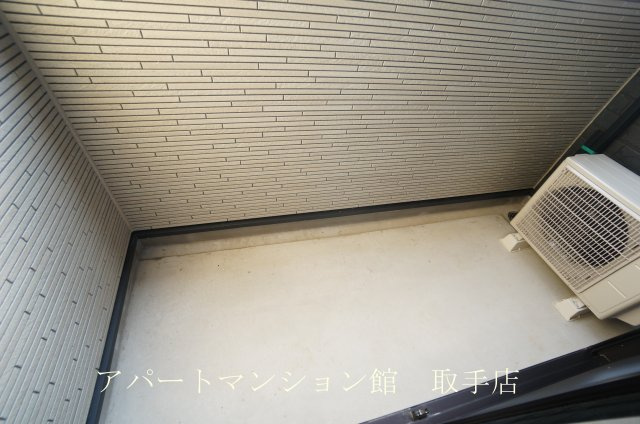 アザレアTⅢのバルコニー