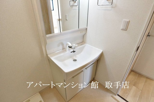 アザレアTⅢの独立洗面台